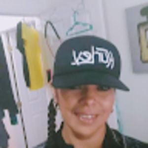 Meet your Posher, April